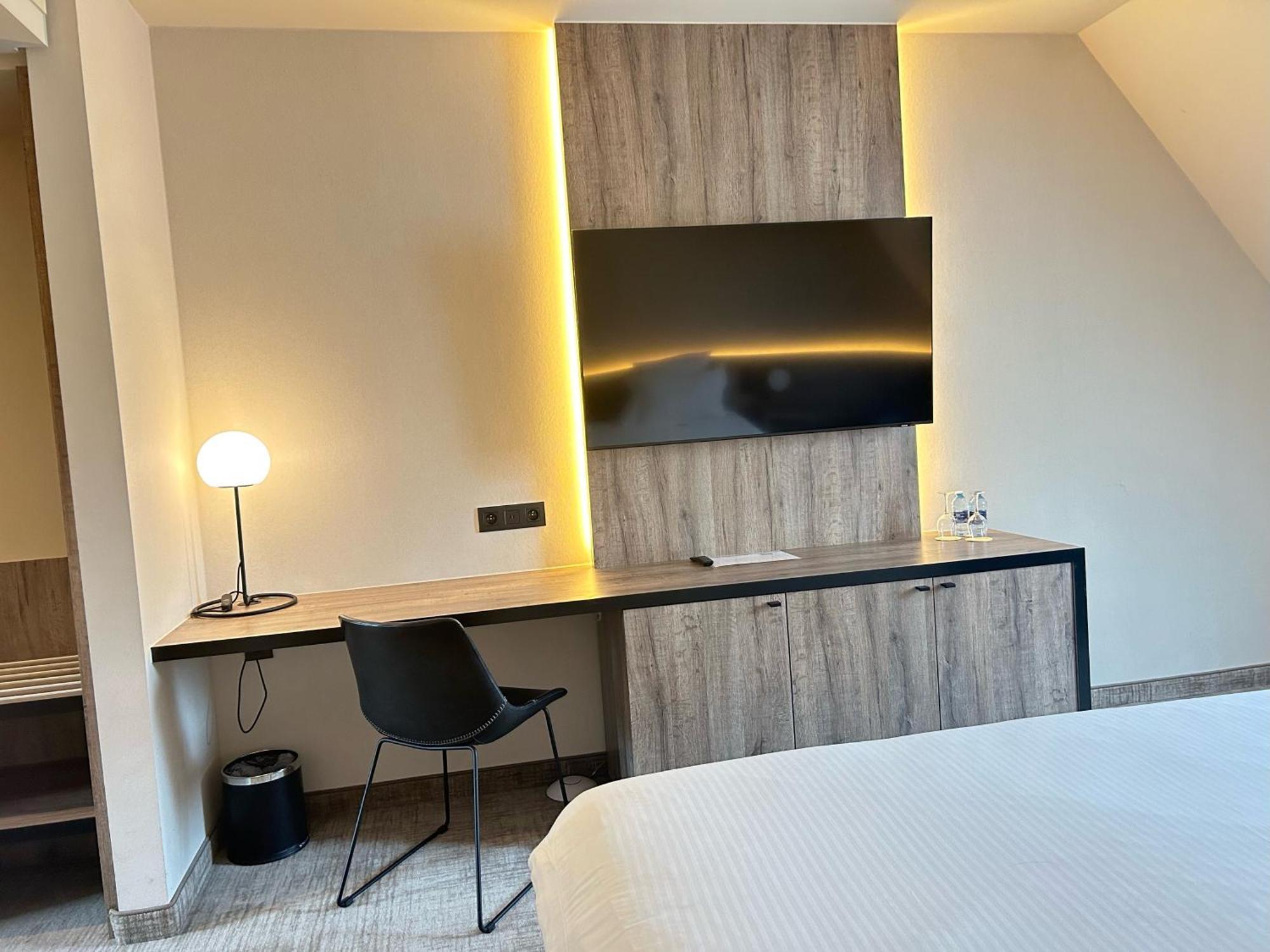 Hotel Restaurant Weinebrugge Ngoại thất bức ảnh